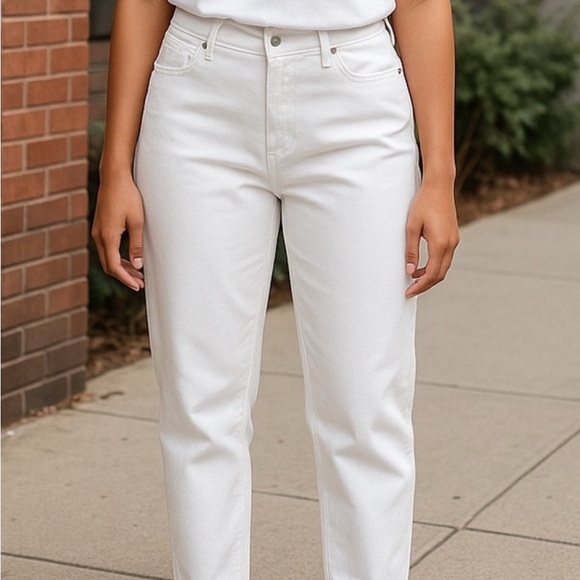 Democracy Denim - Democracy Jeans “Ab”solution Denim White Stretch Classic 5 Pocket Logo